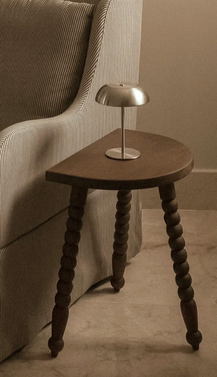Rafa Table